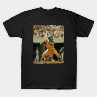 Bert Campaneris in Oakland Athletics T-Shirt